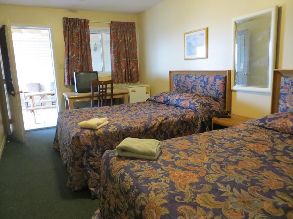 Villa Nova Motel Wasaga Beach Habitación foto
